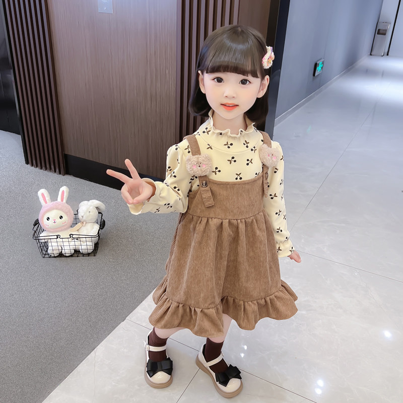 女童连衣裙春秋儿童套装2026年新款网红洋气女宝宝秋季韩版公主裙