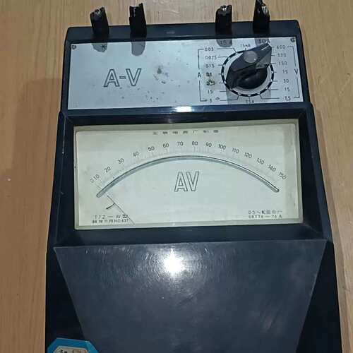 议价T72-AV型伏安表 84年交流伏安表