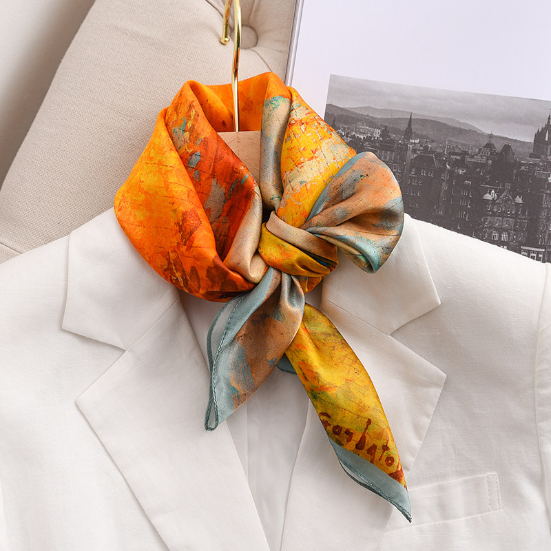 杭州丝绸油画风缎面防晒中方巾