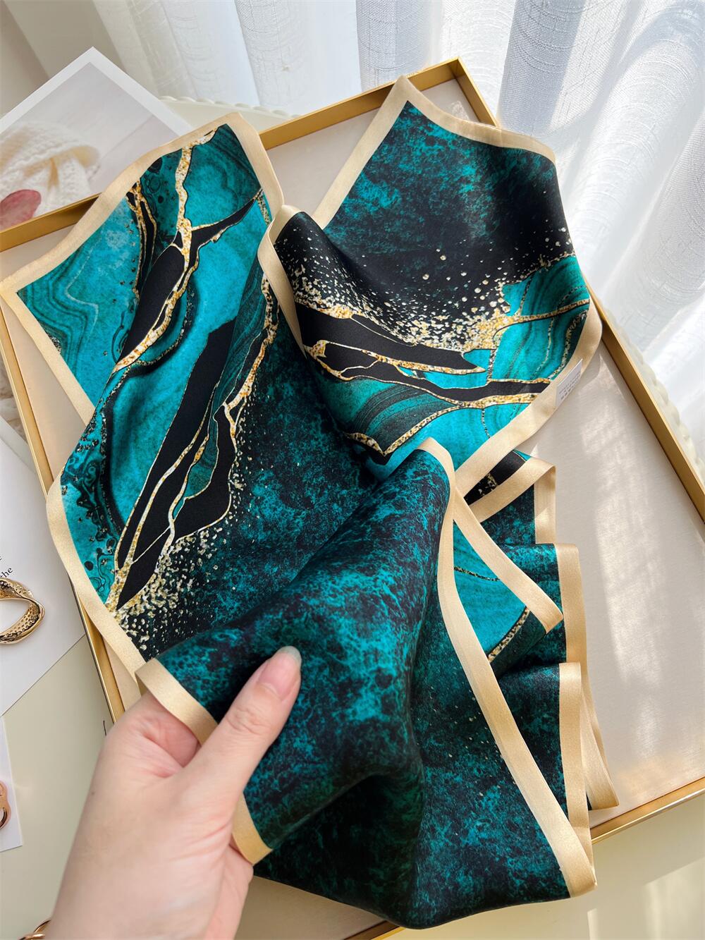 绿色极光双面小领巾真丝长条飘带