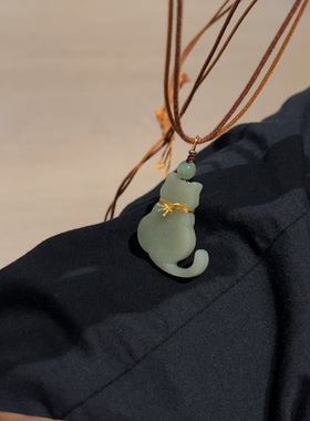 天然和田玉青海料小猫吊坠项链女款小众原创手作设计感万能扣项链