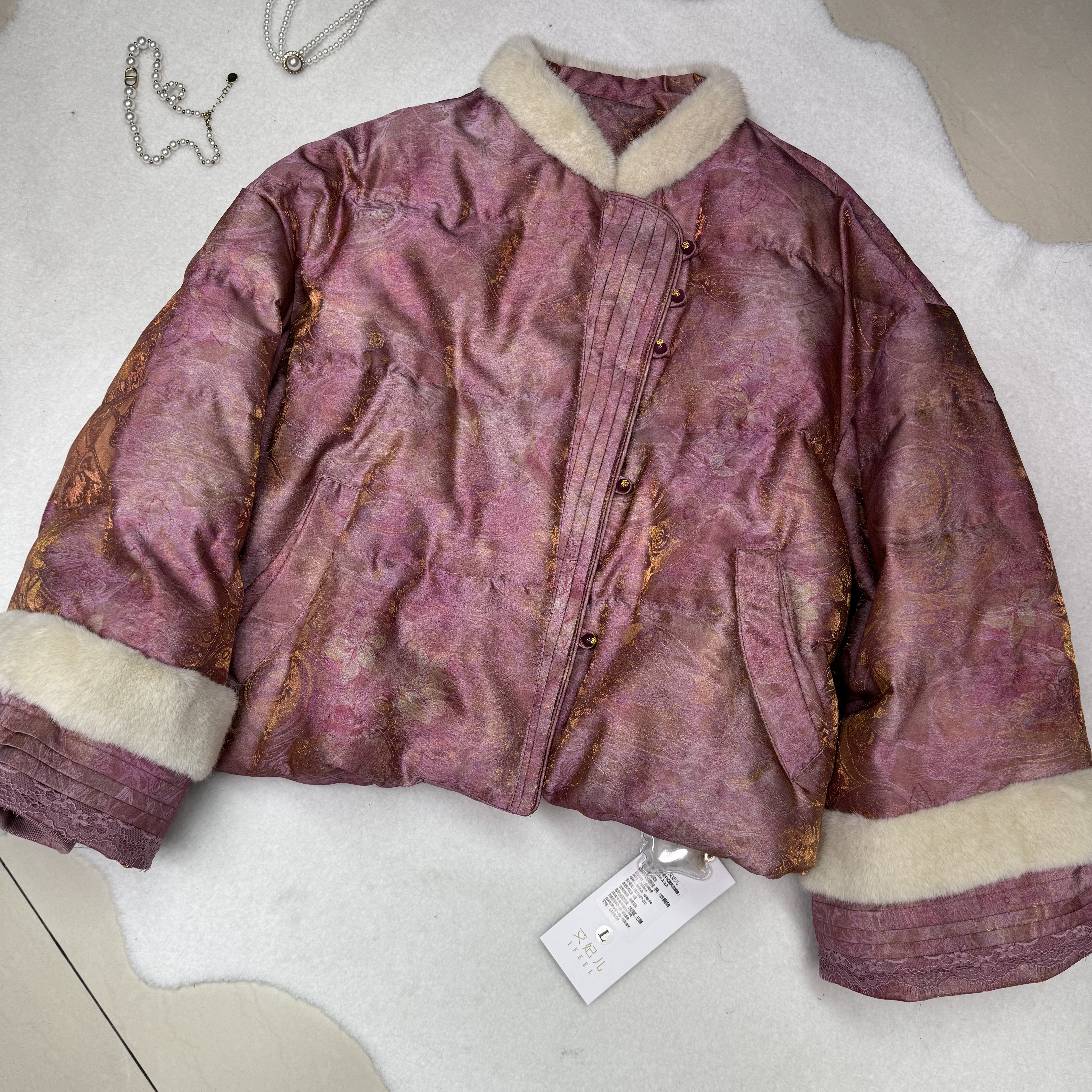 艾妃儿2025冬季新款新中式国风提花刺绣羽绒服水貂毛短款女外套,女装/女士精品,羽绒服,淘宝优惠券,粉丝福利购,淘宝优惠卷