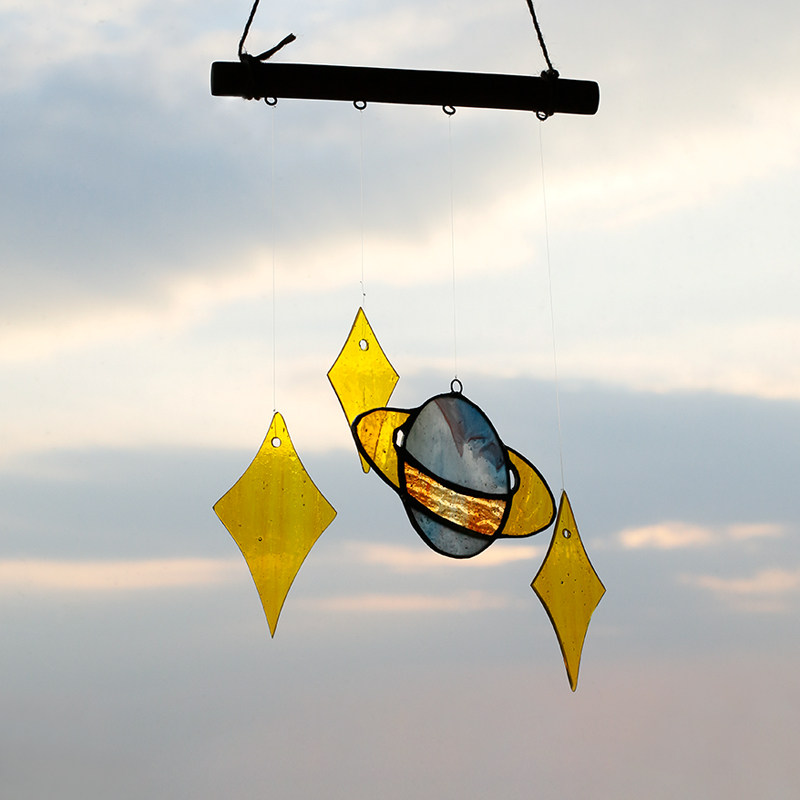 那儿nar蒂凡尼彩色玻璃焊接创意礼物节日挂饰 星球风铃