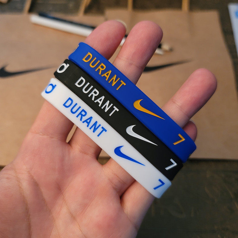 nba篮球星湖人杜兰特哈登硅胶运动手环男女学生个性手链跑步腕带