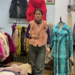 2025新款皮草外套女短款狐狸毛领加厚保暖时尚百搭显瘦毛毛马甲