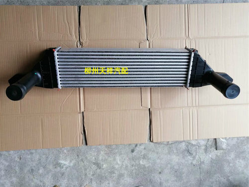 五菱宏光S3中冷器/宏光S3涡轮增压器散热器/1.5T冲冷器/散热网