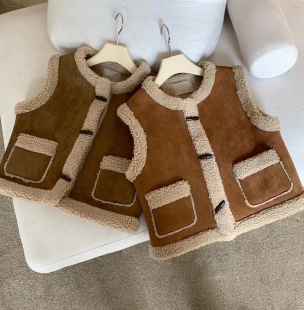 韩版 重工复古皮毛一体马甲女秋冬休闲叠穿外搭仿羊羔毛坎肩背心