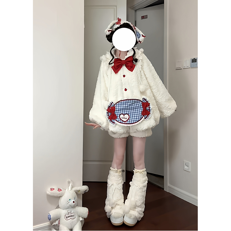 甜妹可爱奶糖元素2025新款兔耳冬季宅萌感奶呼呼日系蕾丝大衣外套