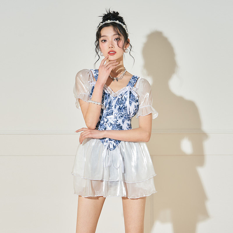 洛可可【春田花花】时尚保守裙式连体泳衣女夏新款海滩温泉游泳装