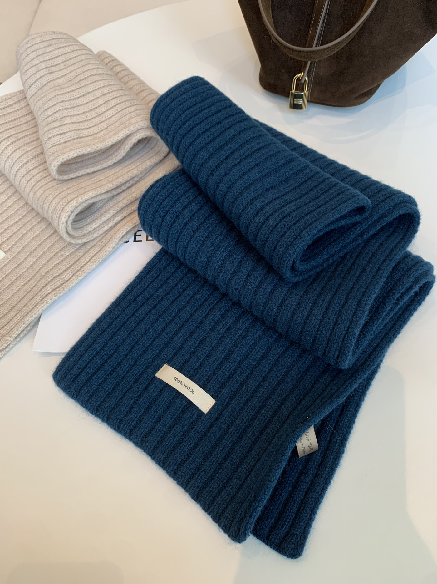 100%纯羊毛精选澳洲羊毛围巾美拉德色系坑条纯色男女情侣围脖冬潮