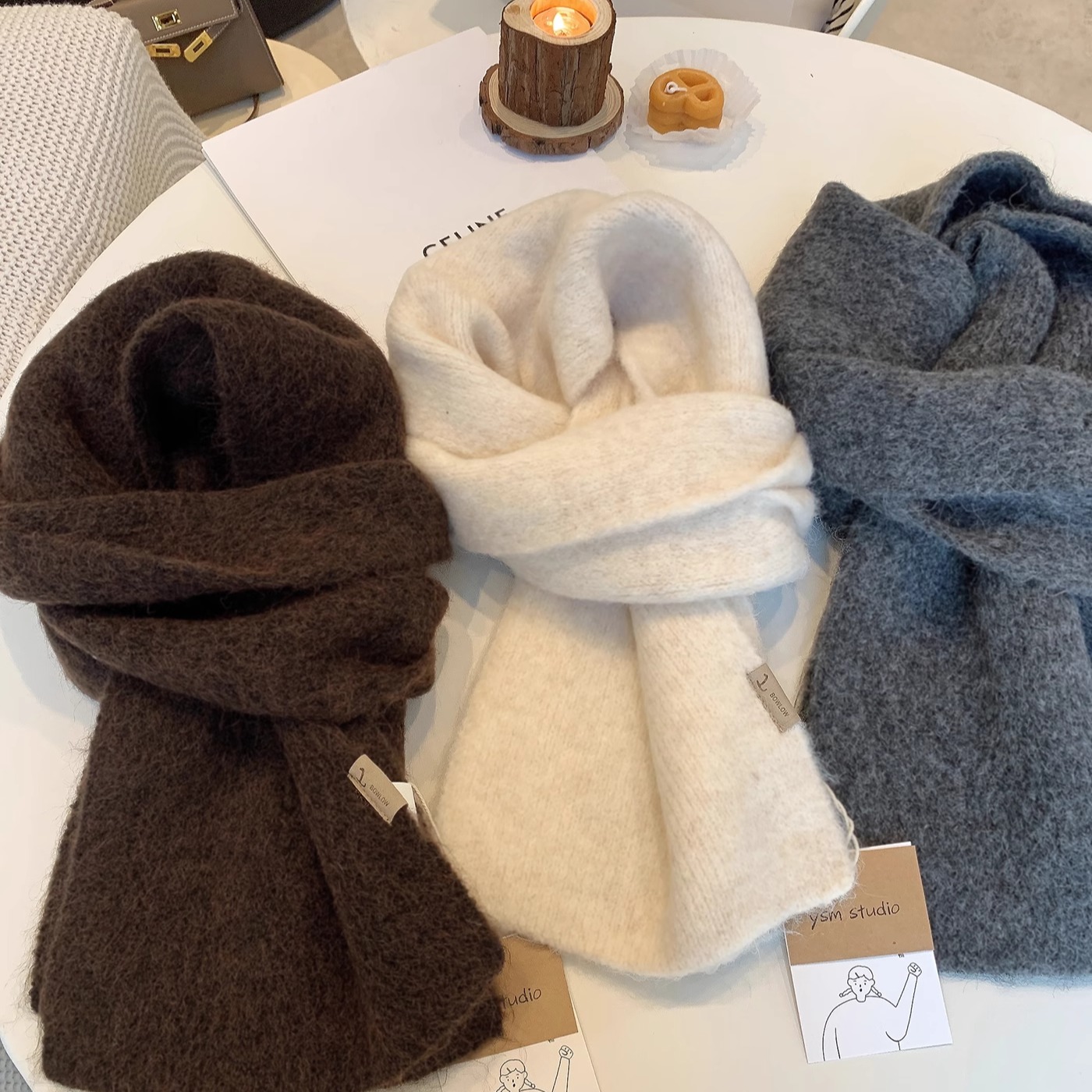 羊毛围巾女款2025新款冬季高级感韩系时尚洋气软糯护颈保暖围脖女