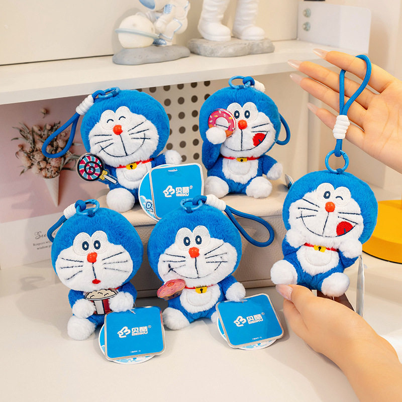 正版哆啦A梦毛绒玩具挂件学生背包书包挂饰机器猫钥匙扣猫咪卡通
