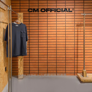 服装店展示架不锈钢落地式侧挂欧松板立柱上墙挂衣架女装店陈列架