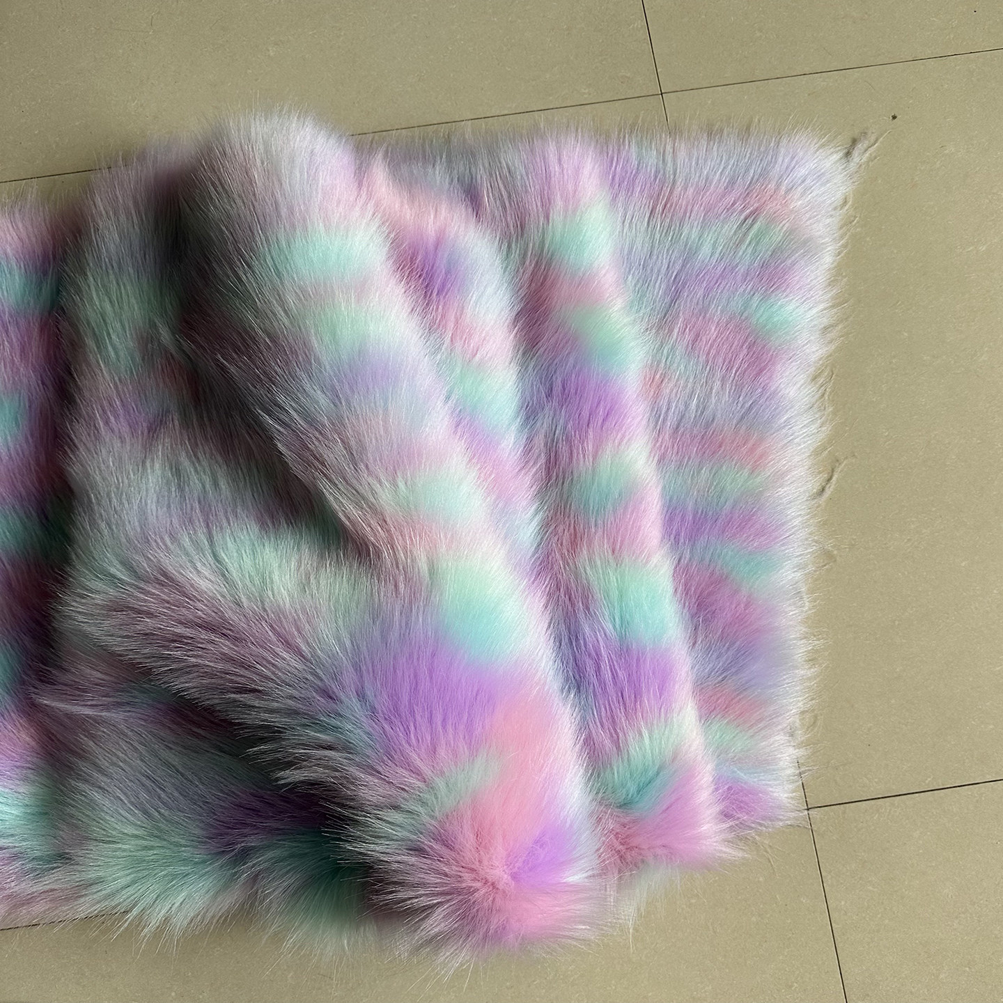 仿狐狸毛彩色服装面料毛领diy背景布加厚长毛绒布料仿动物毛皮草