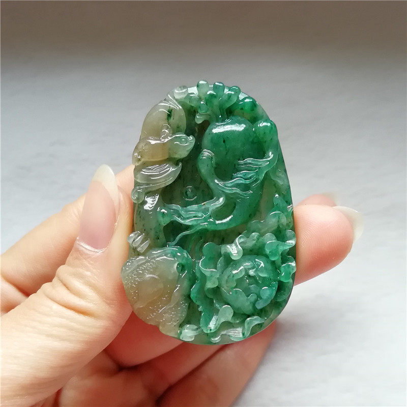 收藏天然独山玉吊坠独玉金蟾玉佩人参挂件人生富贵缠身牡丹花送证
