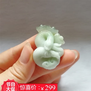独山玉生肖蛇平安精雕吊坠
