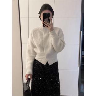法式白色高领毛衣外套女秋冬高级感修身短款软糯针织开衫立领上衣