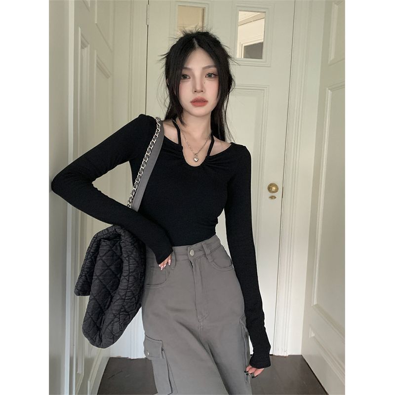 纯欲风挂脖v领露锁骨别致上衣女秋冬长袖打底衫小众设计感短款T恤