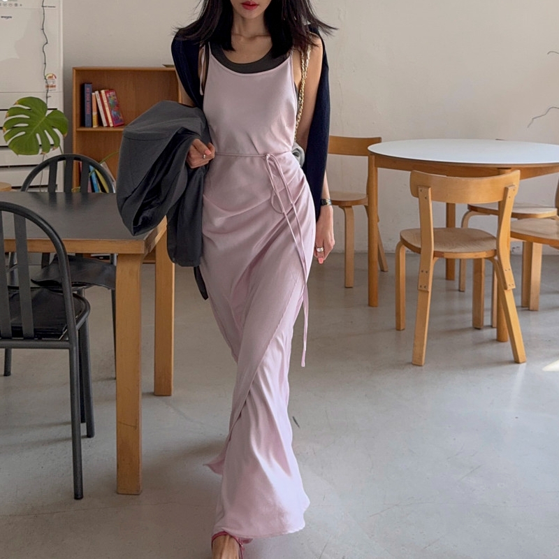 MICOCO！韩国东大门ins 小众设计系带收腰吊带裙韩版时尚连衣裙