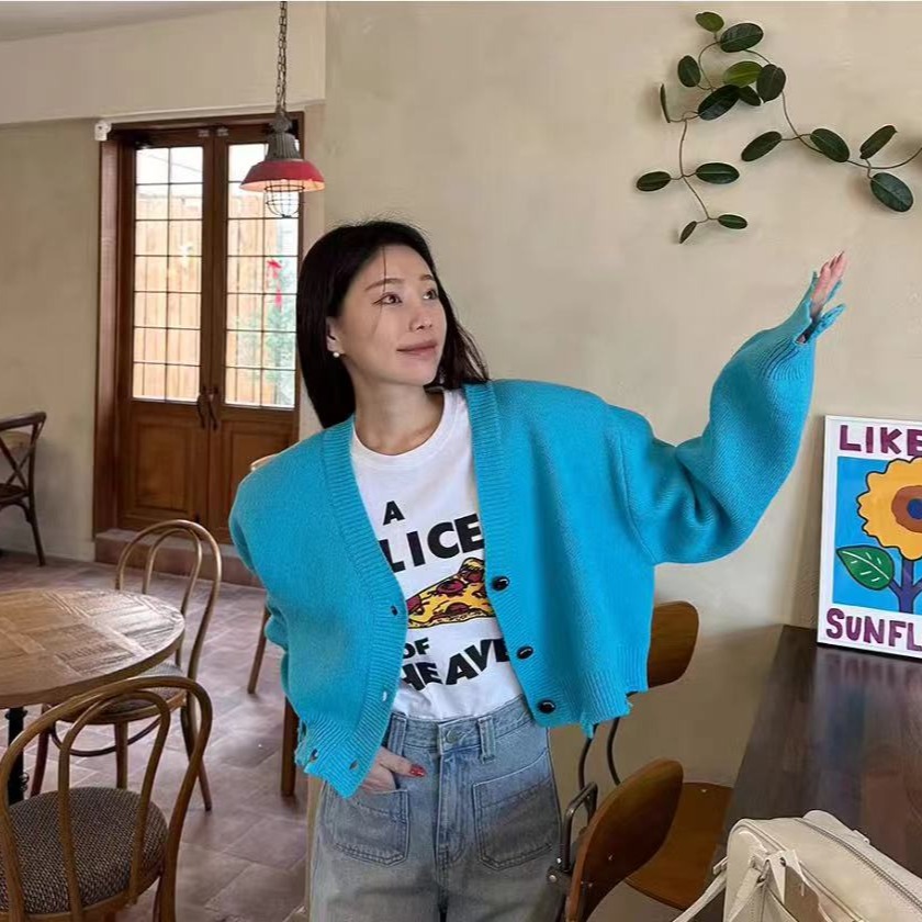 MICOCO！ 韩国 ins   极简慵懒时尚系扣毛边短款针织开衫