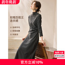 沫晗依美含羊毛软糯内搭裙子2025冬季 捏褶收腰优雅中长裙连衣裙女