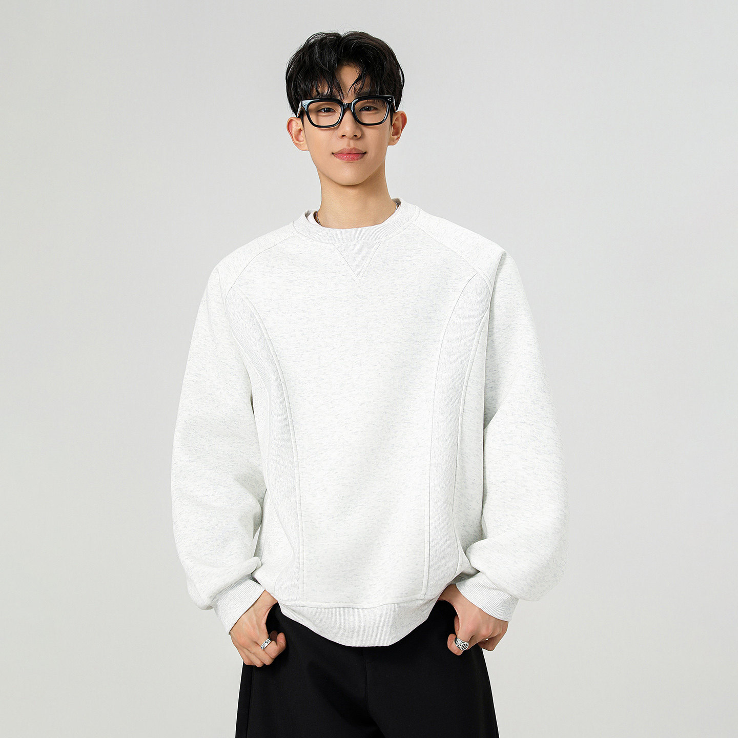 STA重磅春秋简约圆领卫衣男宽松百搭套头潮牌无帽长袖上衣白花灰,男装,卫衣,淘宝优惠券,粉丝福利购,淘宝优惠卷