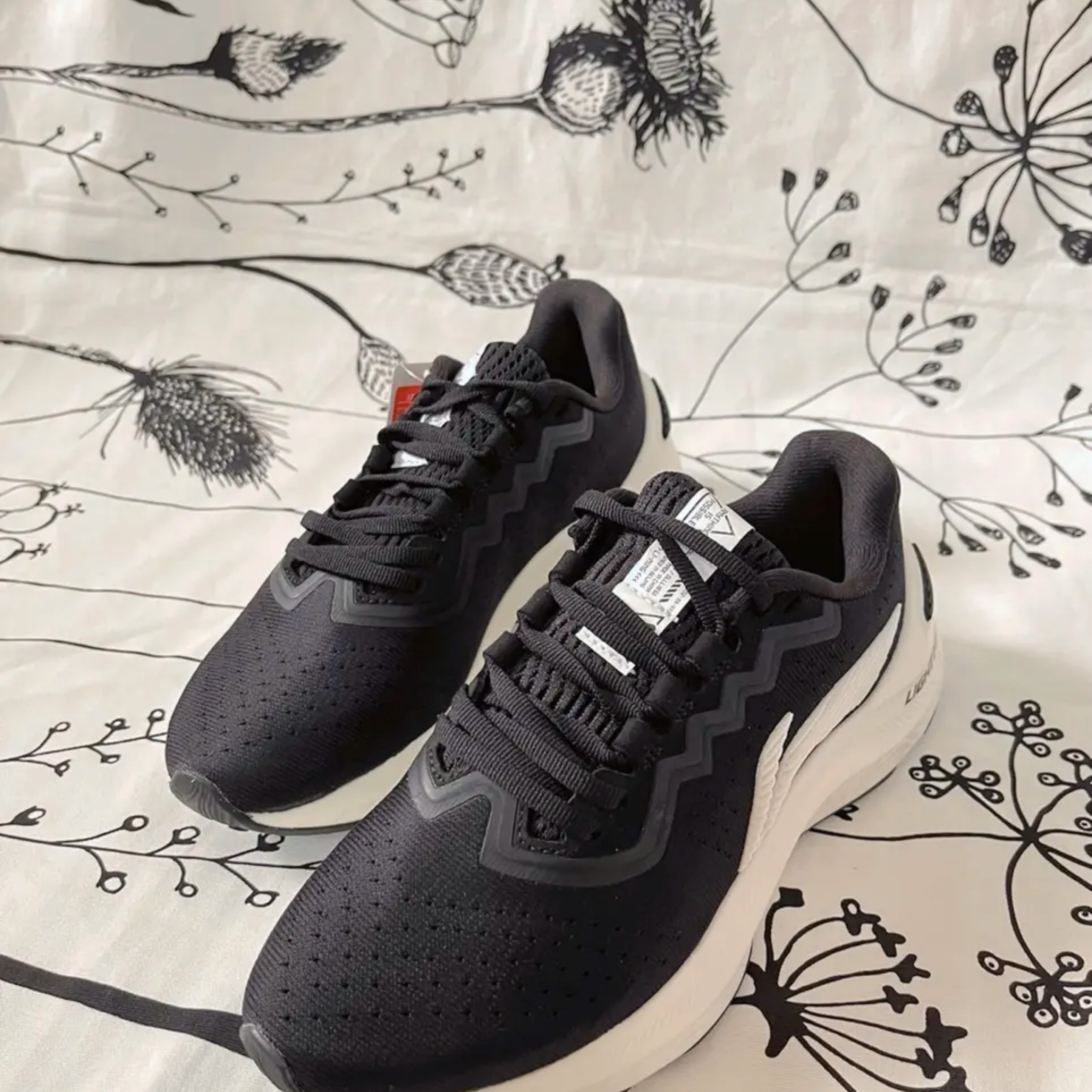 李宁断码清仓 板鞋跑步鞋篮球鞋 成都仓