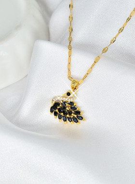 天鹅项链钛钢锁骨链微镶锆石吊坠