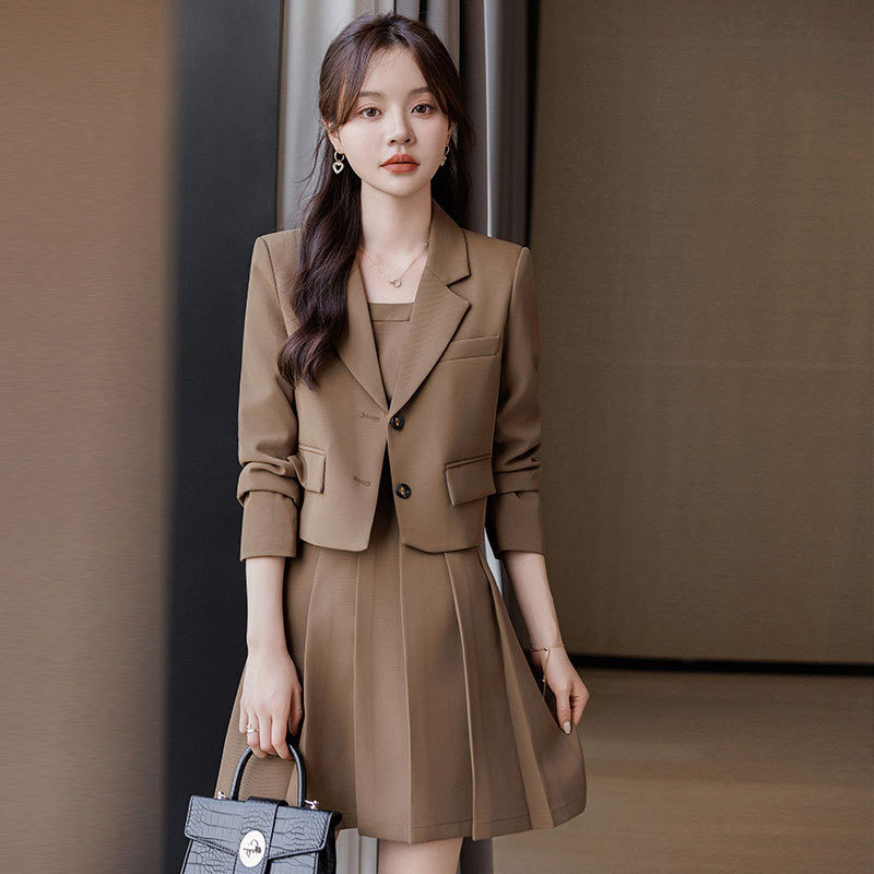 春季2024新款短款西装套装女小个子学院风JK制服幼师园服工装套裙