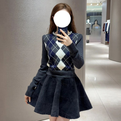 现货SP同源2026早春新款灰混色钻饰菱格纹绵羊毛针织毛衫上衣