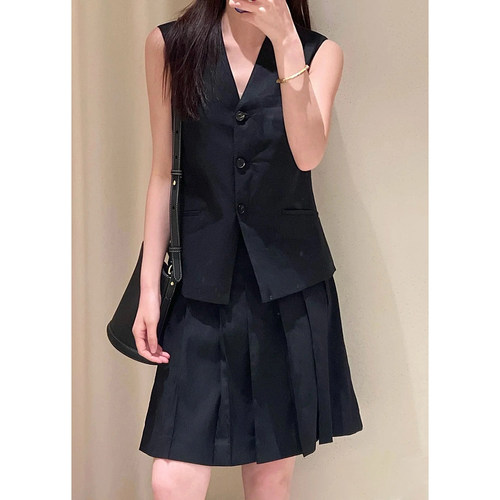 现货ICIC小禾同源女装25夏季新款紧密麻弹西装马夹外套
