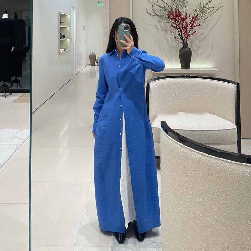 现货TOT同源北欧女装深圳南油25春夏新款褶皱跳伞运动衬衫连衣裙