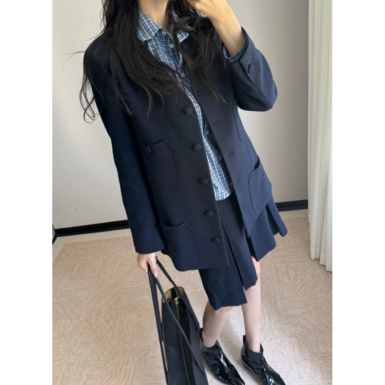 现货ICIC小禾同源新款精纺弹力斜纹花呢中长V领贴袋中长大衣外套