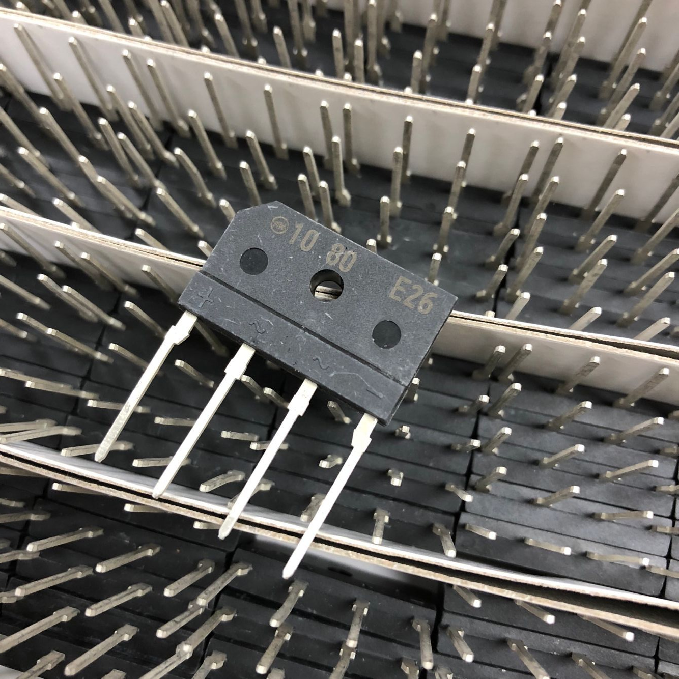 10XB80 整流器 桥推 10A800V 日本新电源 扁桥 全新