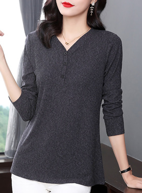 纯棉长袖t恤女装2023春秋新款中年妈妈v领上衣大码宽松女士打底衫