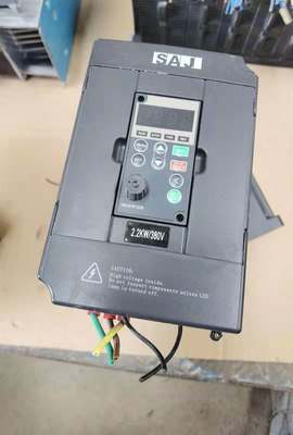 SANJING变频器8000B-4T2R2GB 2.2KW 现货包好实物图