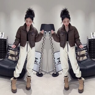 超洋气时髦三角标压格拉链羽绒服2025冬季新款简约时尚百搭外套女