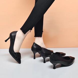 2024春秋季款新款低跟单鞋女工作鞋瓢鞋高中低跟皮鞋