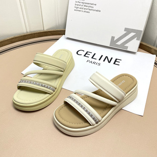 卡嘉莉2025夏新款厚底拖鞋女外穿高级感法式轻便女士一字拖60230