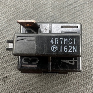 4TM 4R7MC1空调冰箱冰柜汽车电机启动器4R7MC 330MD2 330MC 5TM