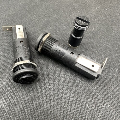 FX0417保险丝座面板安装250V20A 6.3x32MM一字开启F417 6*30 FUSE