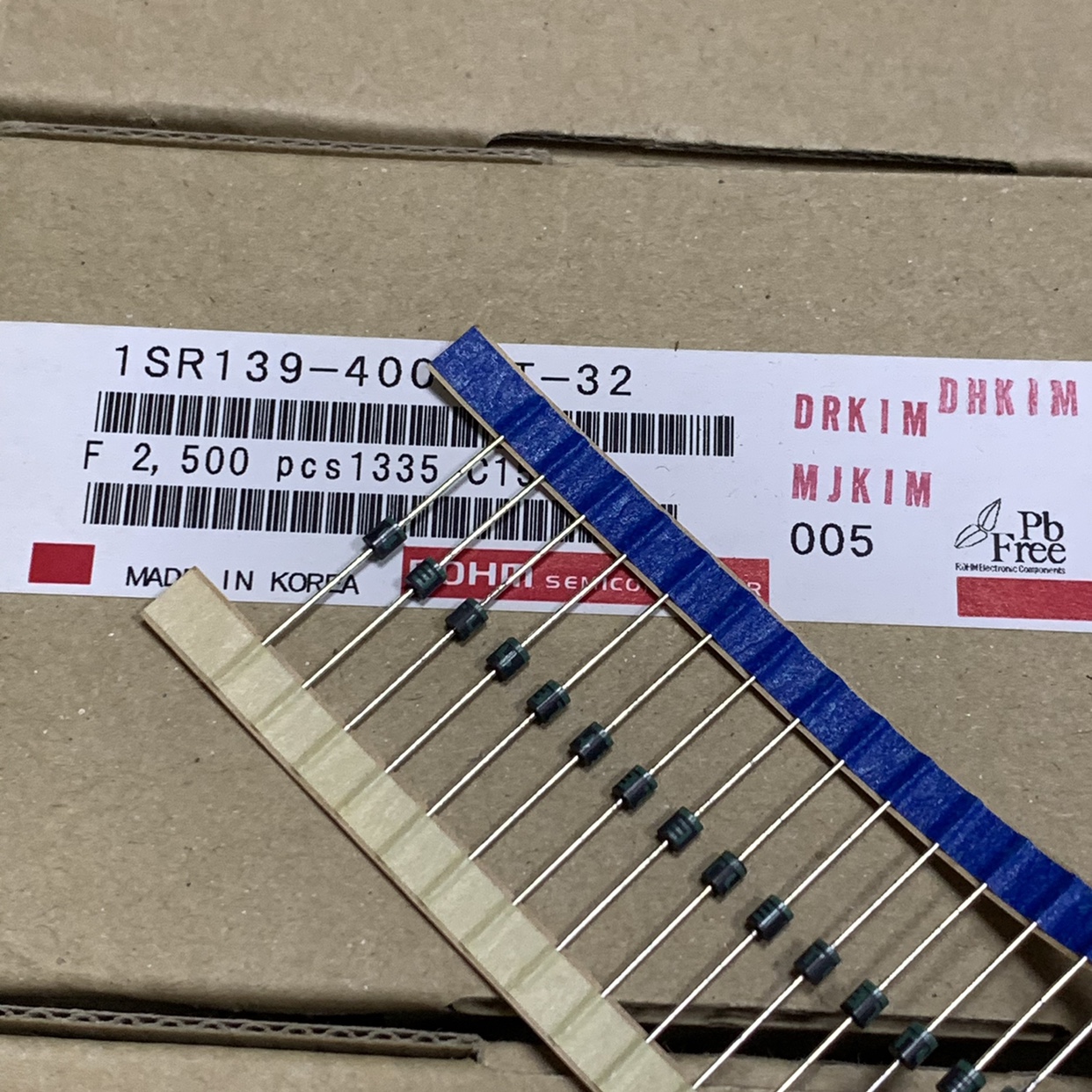 1SR139-400T-32进口整流二极管罗姆ISR 1A 400V 1SR139-400ZKT-32