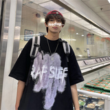 黑色