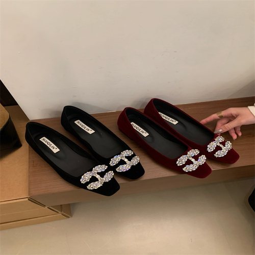 显腿长法式轻奢水钻扣方头浅口单鞋女温柔气质软面名媛风晚晚鞋