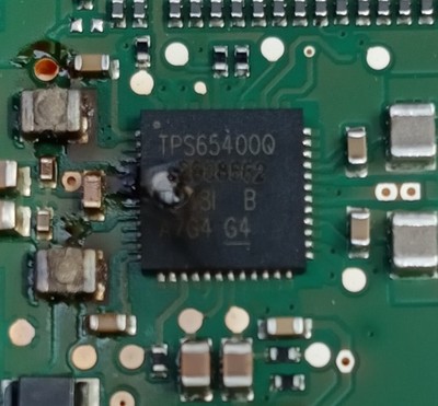 全新原装 TPS65400QRGZRQ1 丝印:TPS65400Q 封装:VQFN40