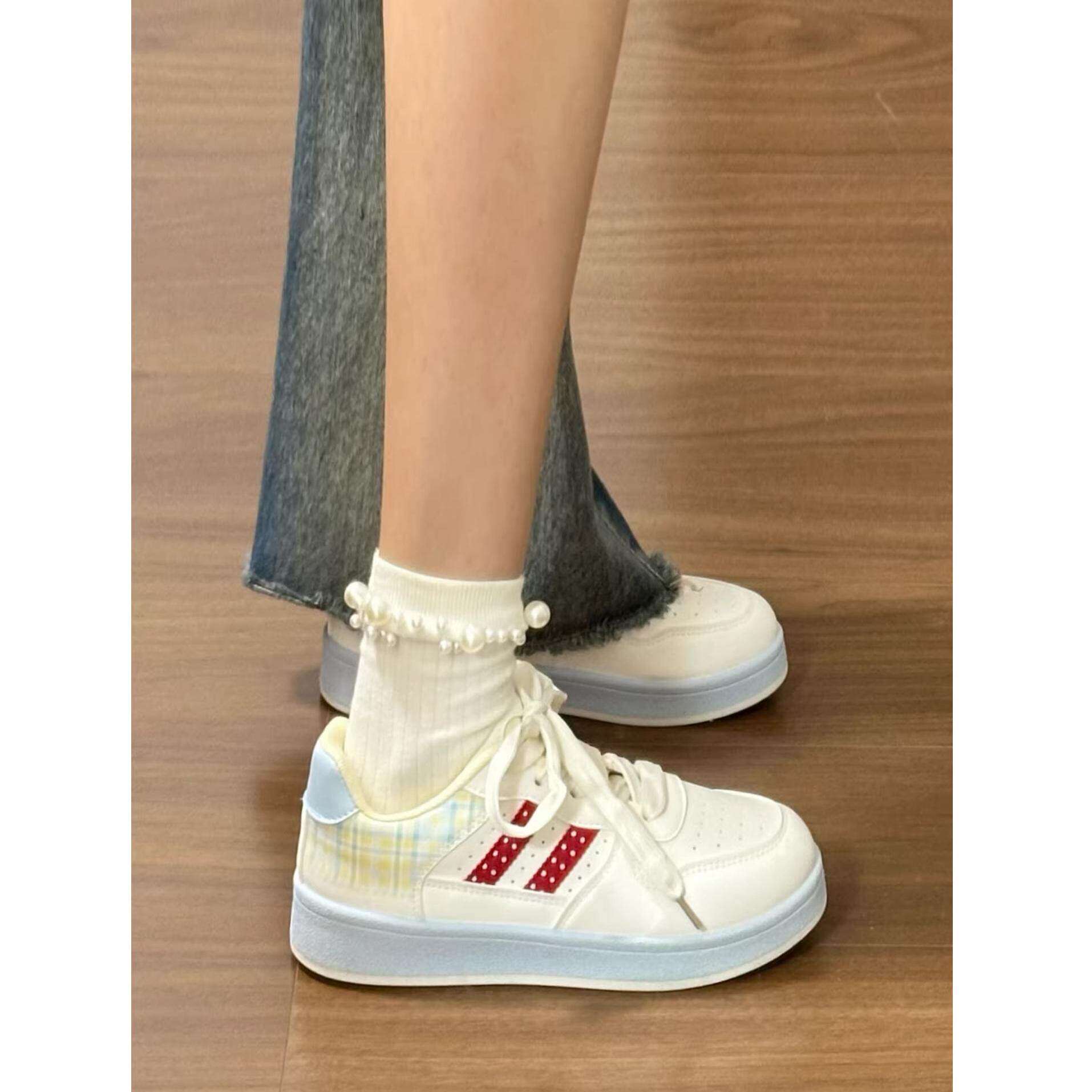 学生小白鞋女童透气2026新款网面运动鞋女孩初中生春秋板鞋女大童