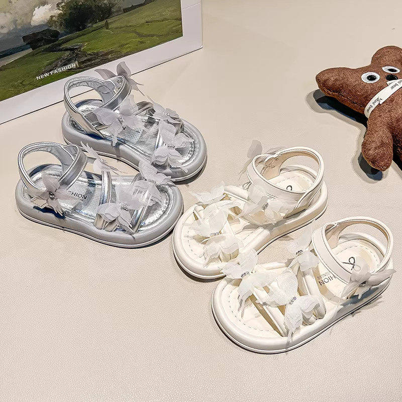 蝴蝶结洋气女童凉鞋儿童夏季2026新款公主鞋软底防滑宝宝沙滩鞋