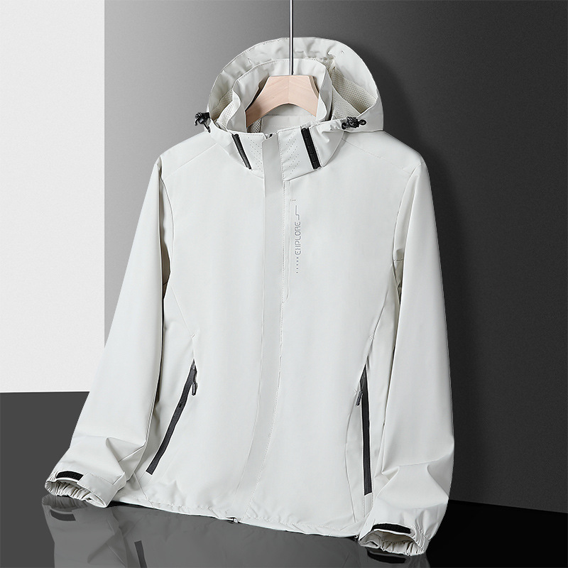官方正品情侣春秋季休闲单层冲锋衣男户外防风防水运动露营登山服