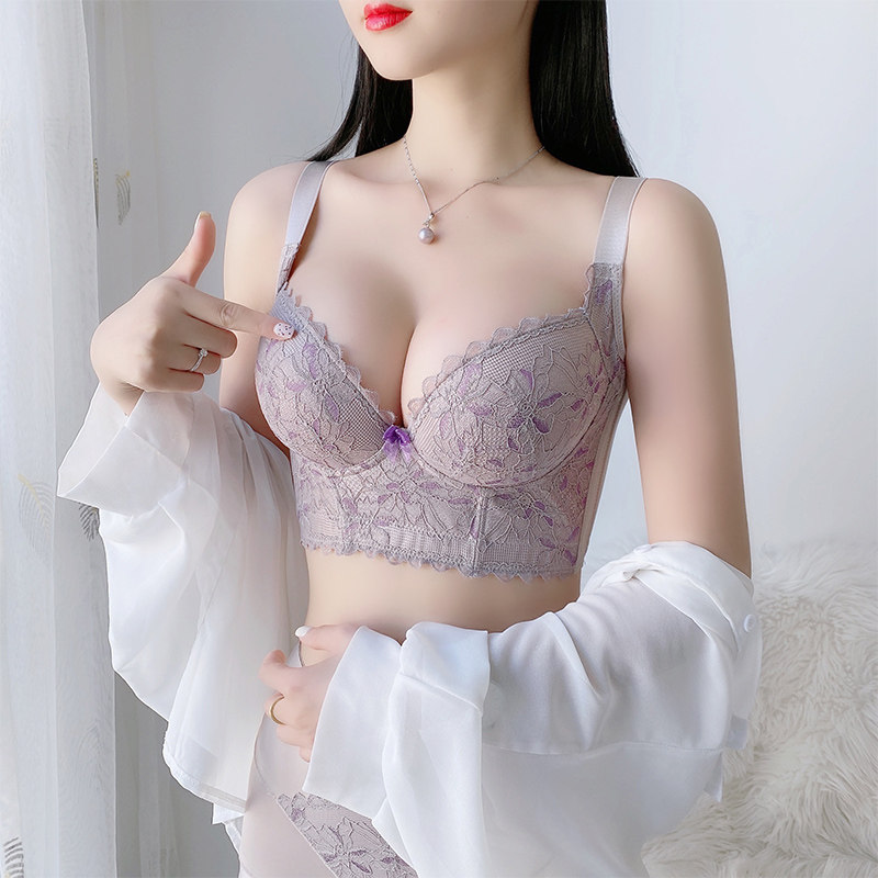 小胸聚拢防下垂精油厚杯文胸套装