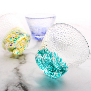 出口日本彩色玻璃杯茶杯锤纹小酒杯一口杯清酒杯子少女果酒梅酒杯